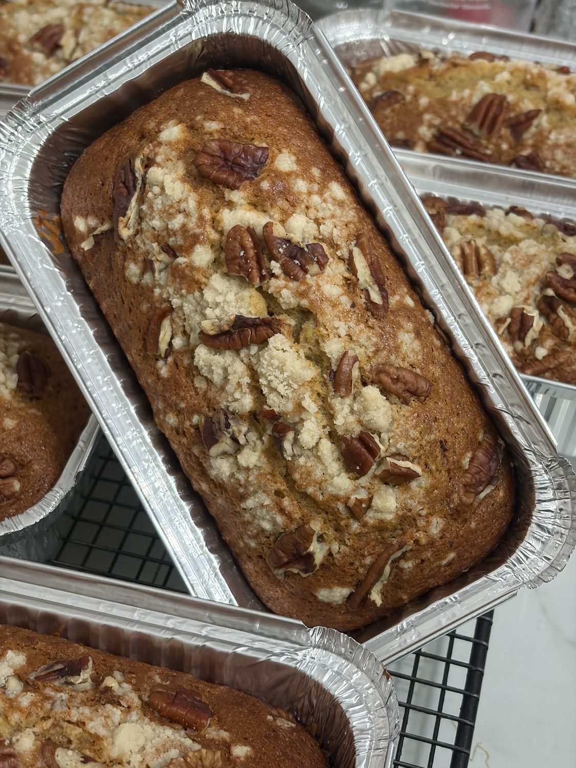 Banana pecan streusel loaf